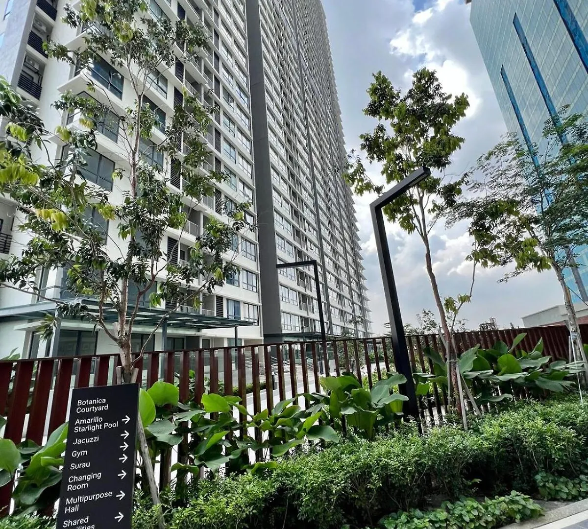 Sunsuria Colony Suite Soho Setia Alam Shah Alam Malaysia